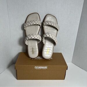 Cushionaire Vicki Ivory Two Band Braided Sandals Size 11 M Memory Foam Flats